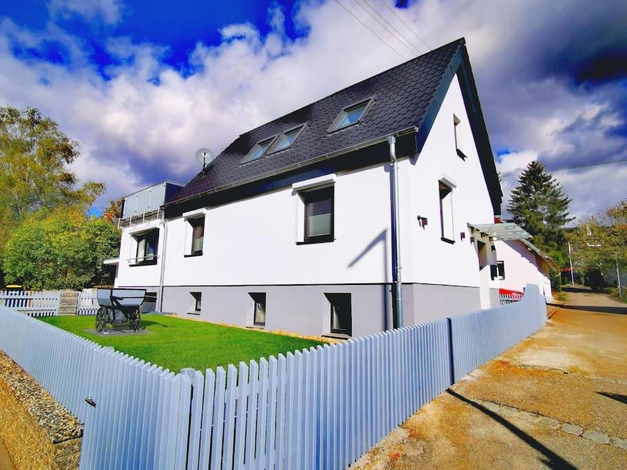 Ferienhaus Moni Gunningen 外观 照片
